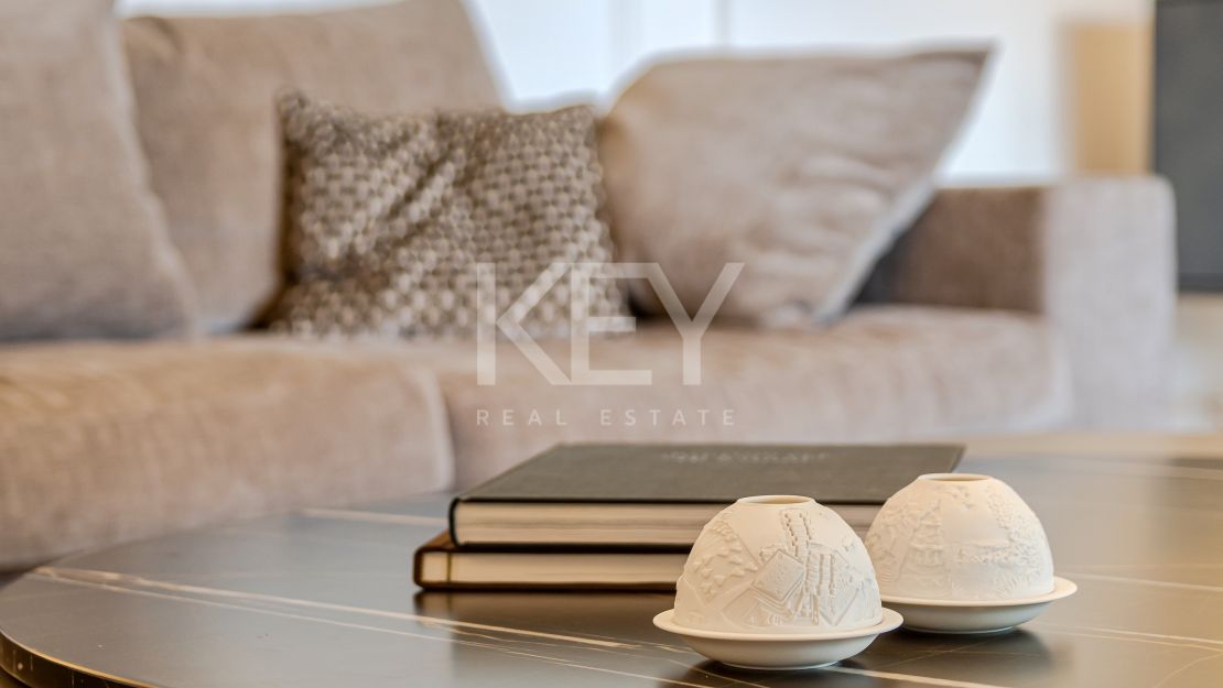 Villa Eloise: luxury holiday rentals with sea views in Golden Mile, Marbella