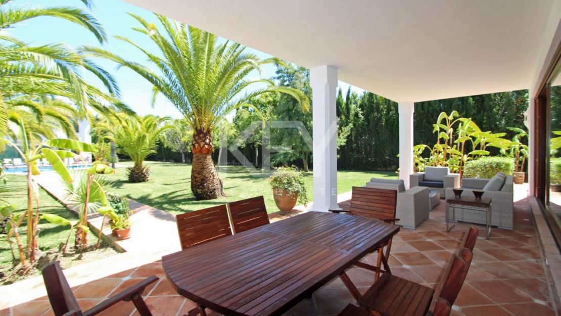 Villa en estilo mediterráneo en Gudalmina Baja, Marbella cerca de la playa