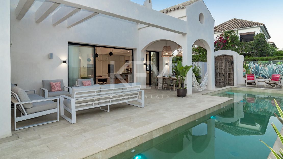 Villa Venice Beach: beachside villa in Golden Mile, Marbella