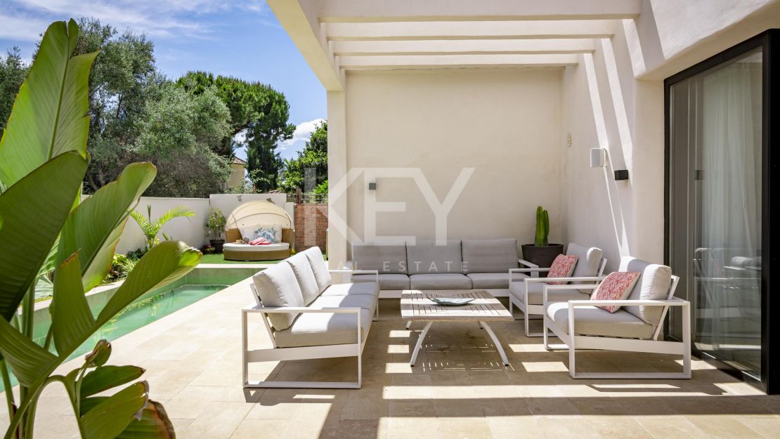 Villa Venice Beach: beachside villa in Golden Mile, Marbella