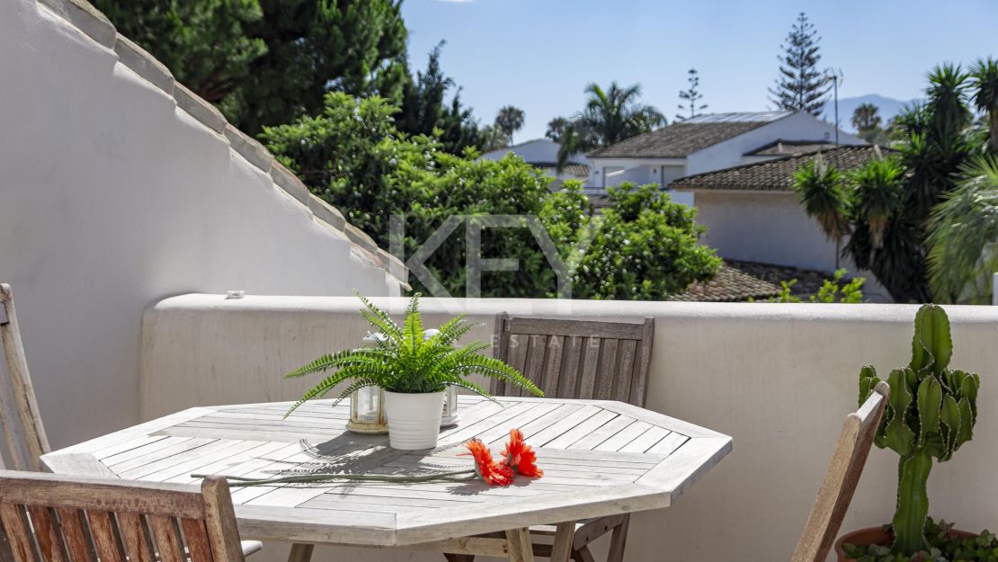 Villa Venice Beach: beachside villa in Golden Mile, Marbella