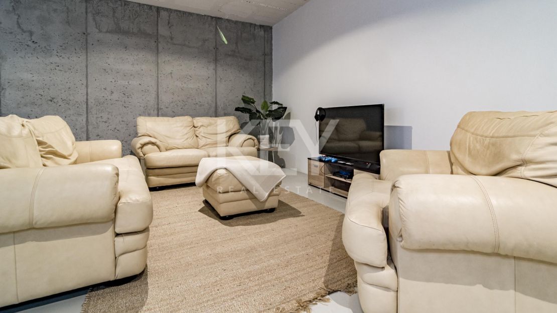 Villa Venice Beach: beachside villa in Golden Mile, Marbella