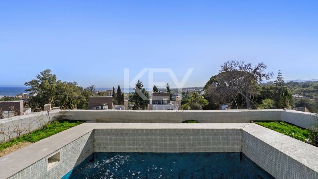 Brand new sea views villa in gated community in Golden Mile, Marbella