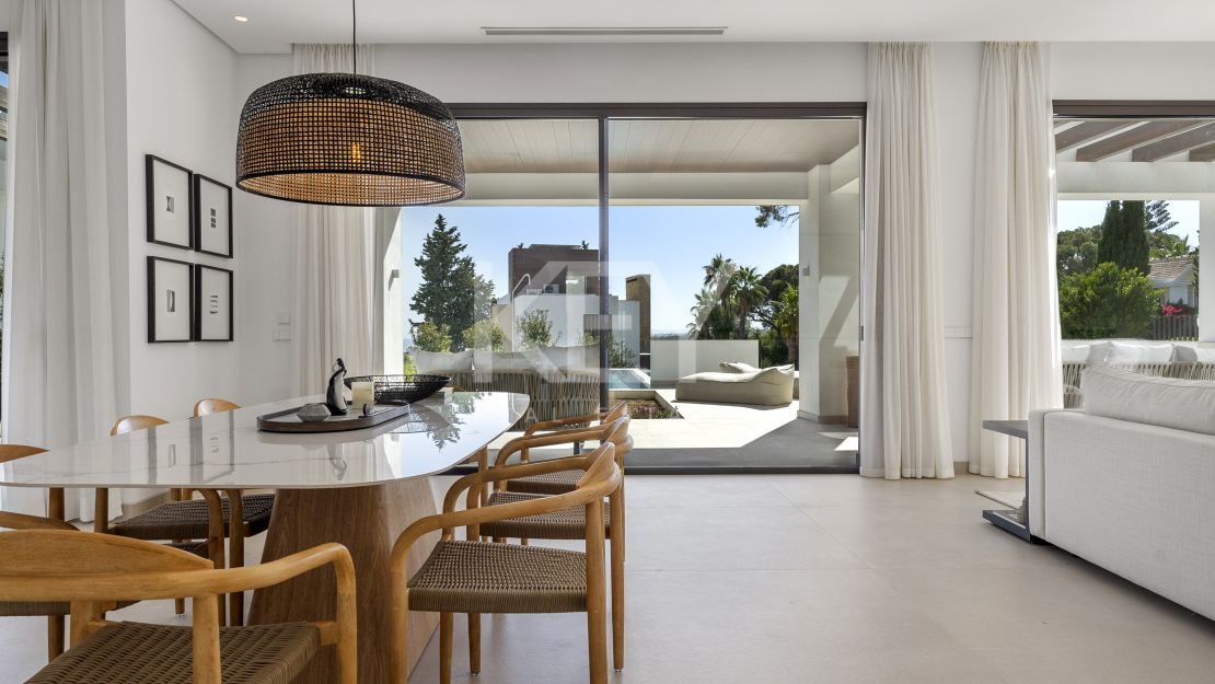 Brand new sea views villa in gated community in Golden Mile, Marbella