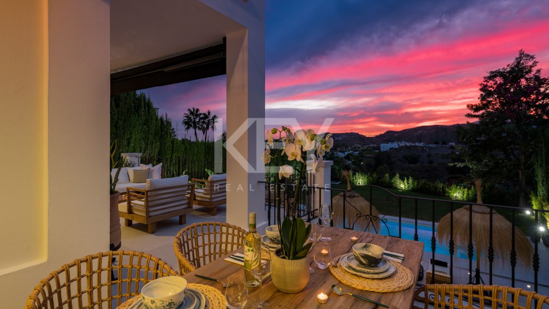 Newly renovated modern Villa for sale and holiday rental in Benahavis