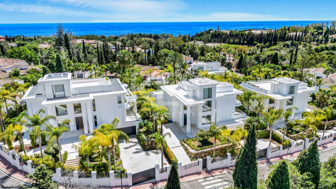 Sea views luxury villa for sale in Lomas de Marbella Club, Golden Mile