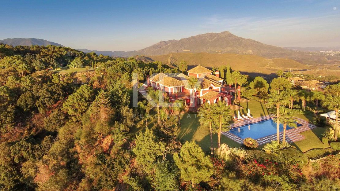 Villa Kira: prestigious short-term rental Villa in La Zagaleta, Benahavis