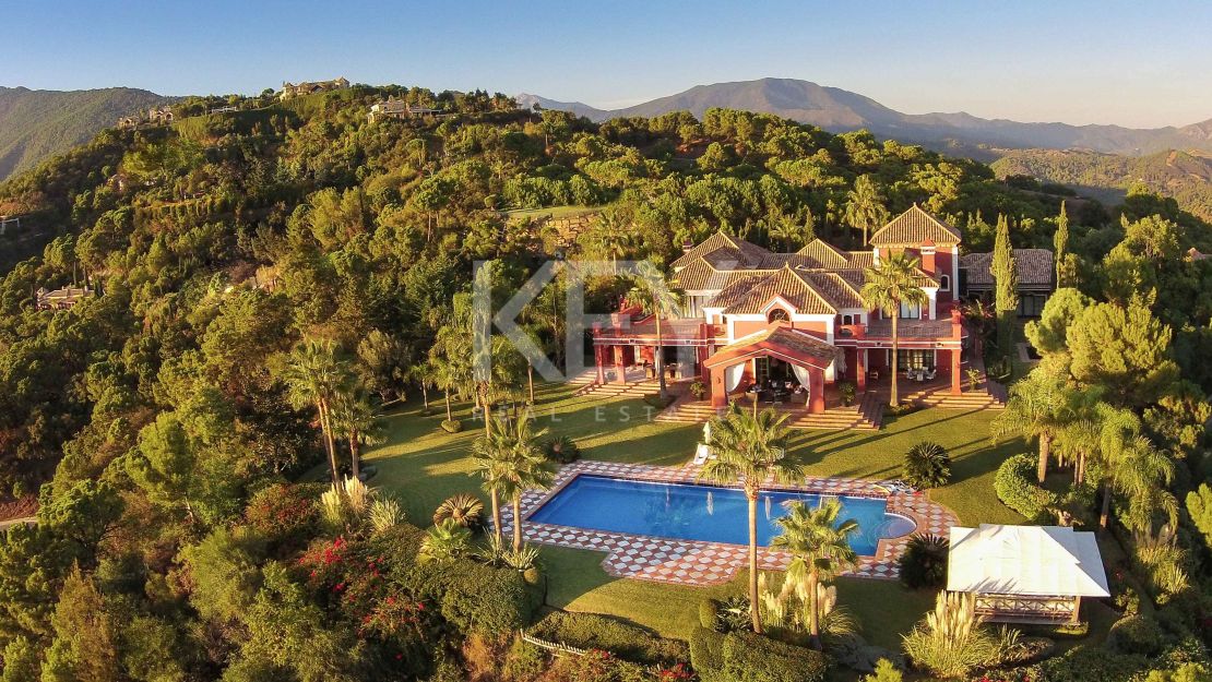 Villa Kira: prestigious short-term rental Villa in La Zagaleta, Benahavis
