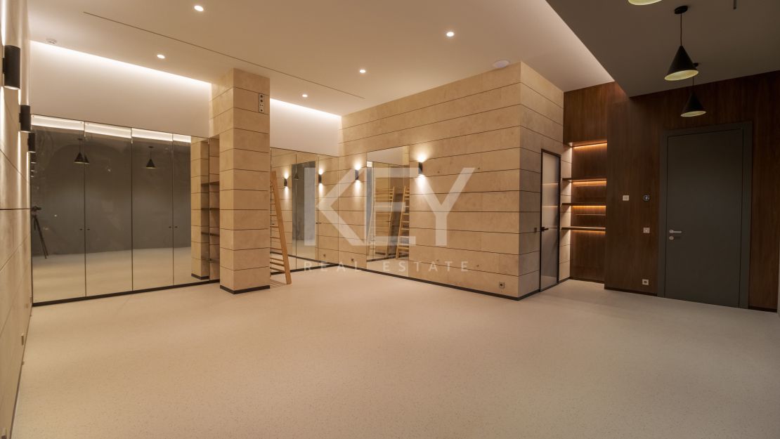 Modern villa for sale in Benahavis