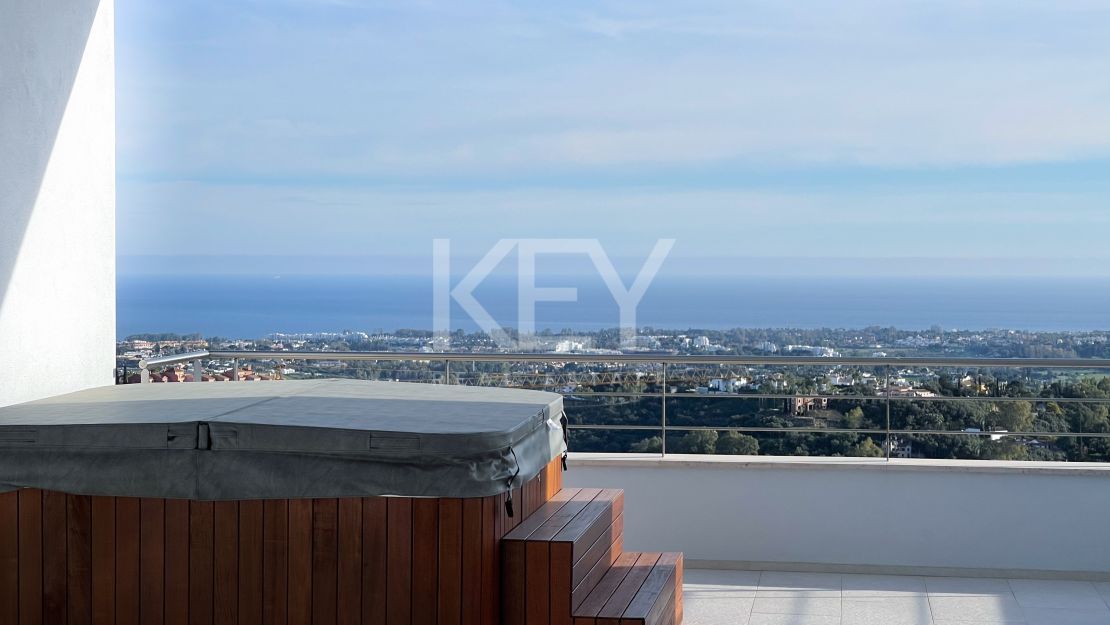 Modern villa for sale in Benahavis