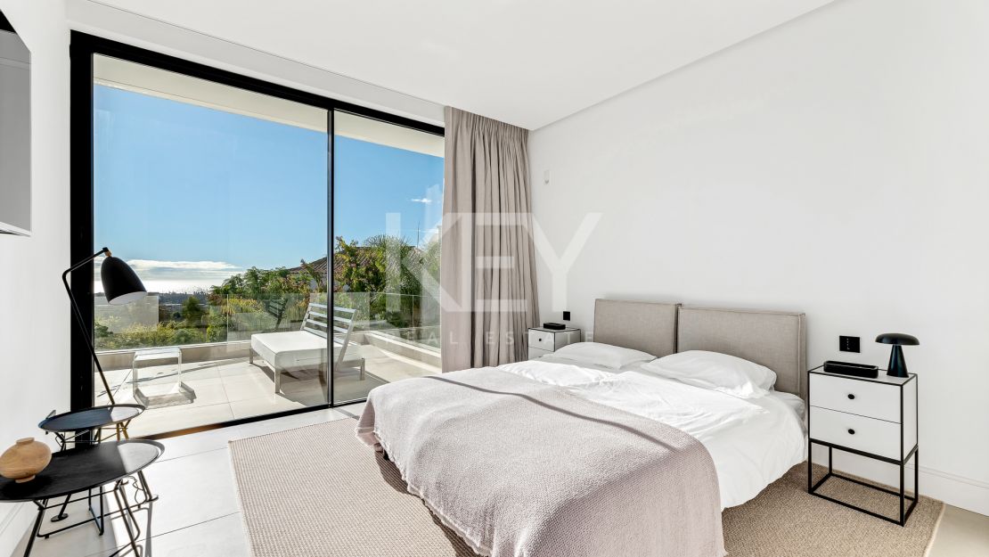 Modern Villa with panoramic sea views in Rio Real, Marbella East