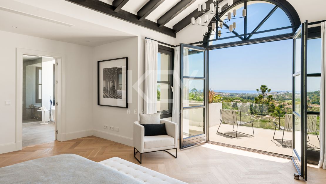 Elegant villa in La Cerquilla, Nueva Andalucia