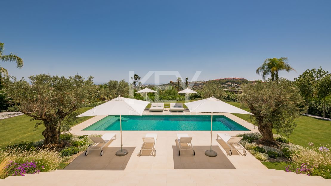 Elegant villa in La Cerquilla, Nueva Andalucia