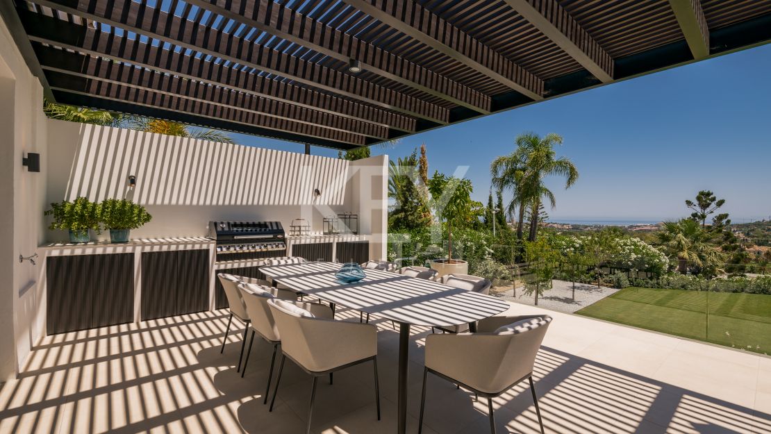 Elegant villa in La Cerquilla, Nueva Andalucia