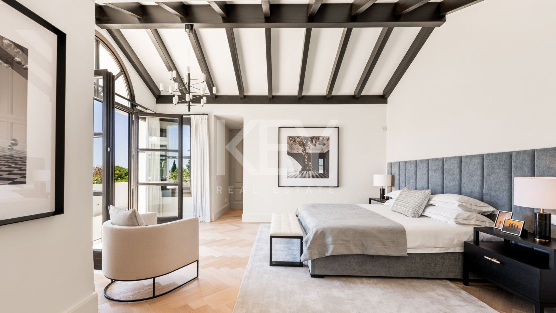 Elegant villa in La Cerquilla, Nueva Andalucia