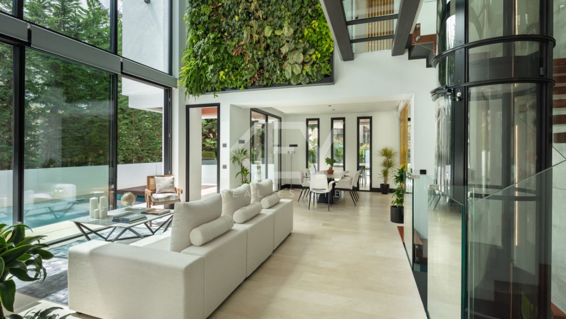 Ultra modern villa close to the beach in Casablanca, Golden Mile