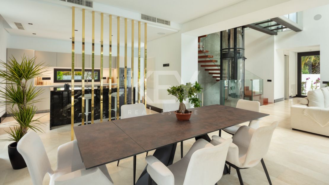 Ultra modern villa close to the beach in Casablanca, Golden Mile