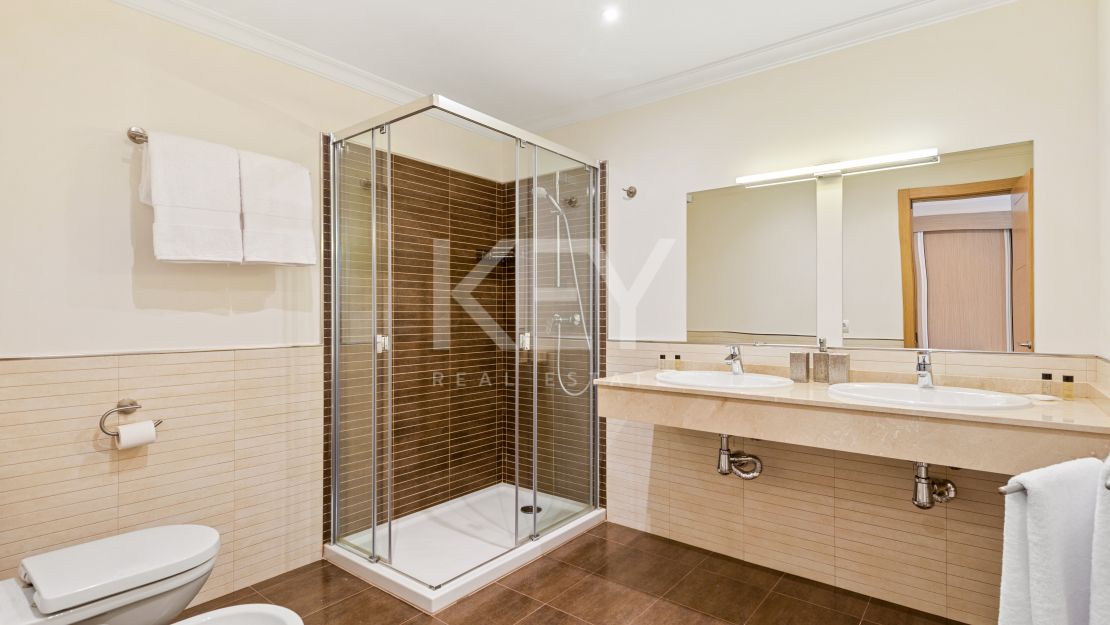 Villa Bianca: Family-Friendly Beachside Villa for Short-Term Rent in Puerto Banús, Marbella