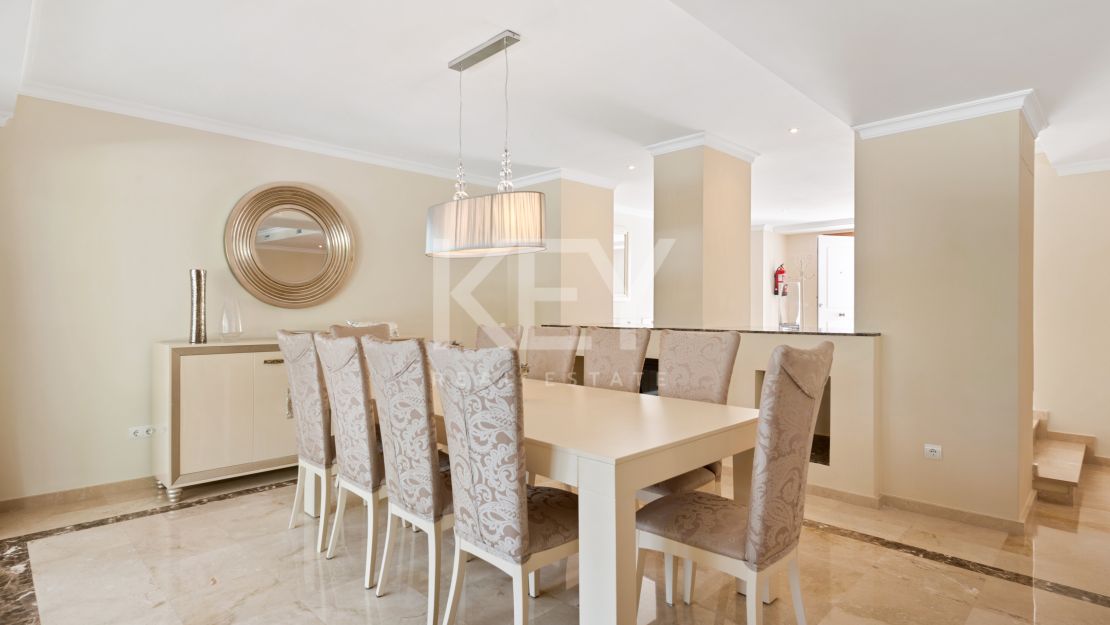 Villa Bianca: Family-Friendly Beachside Villa for Short-Term Rent in Puerto Banús, Marbella