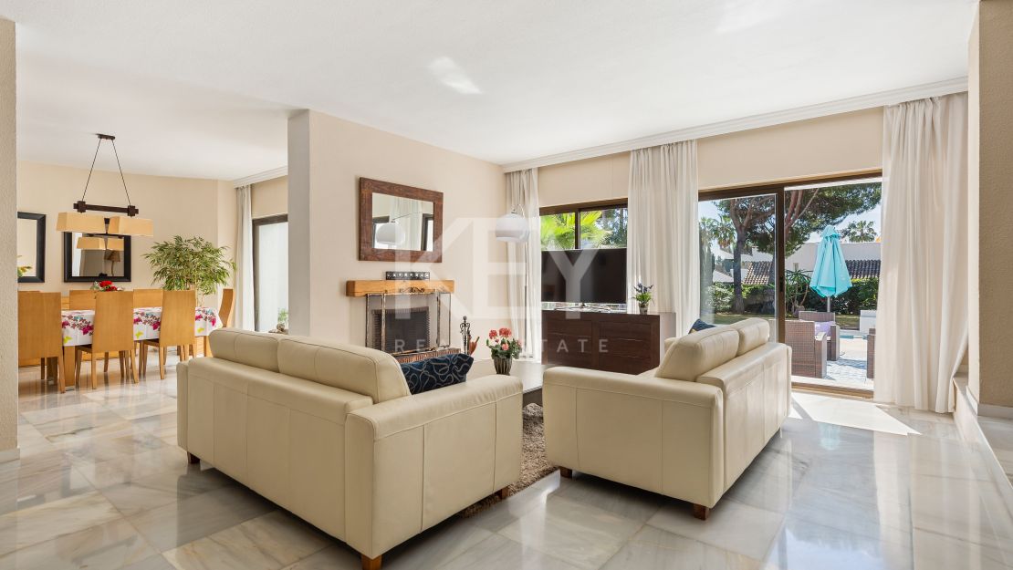 Modern Beachside Villa for Short-Term Rent in Puerto Banus, Marbella
