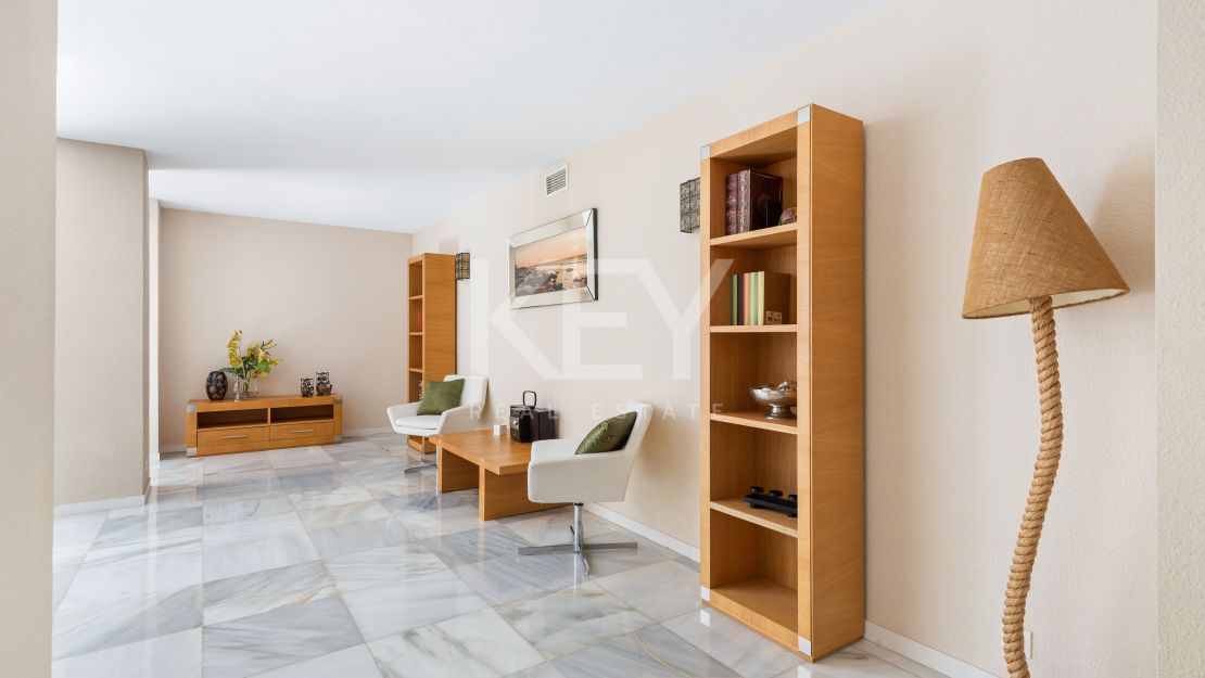 Modern Beachside Villa for Short-Term Rent in Puerto Banus, Marbella