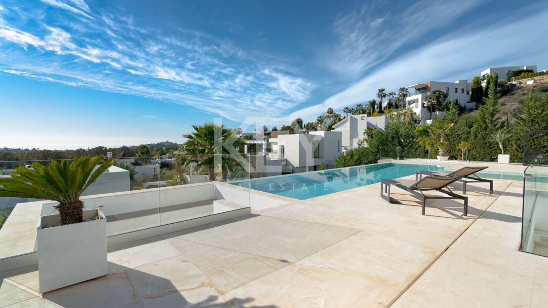 La Alquería 16 - villa de lujo moderna con impresionantes vistas al golf y al mar en La Alquería, Benahavís