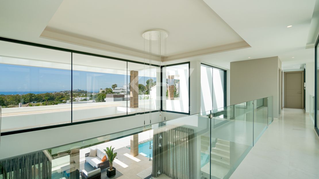 La Alquería 16 - villa de lujo moderna con impresionantes vistas al golf y al mar en La Alquería, Benahavís