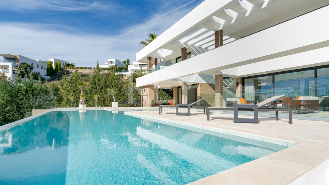 La Alquería 16 - villa de lujo moderna con impresionantes vistas al golf y al mar en La Alquería, Benahavís