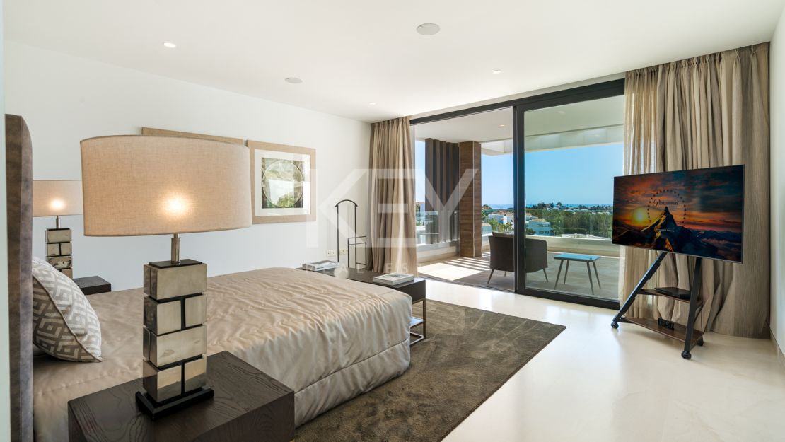 La Alquería 16 - villa de lujo moderna con impresionantes vistas al golf y al mar en La Alquería, Benahavís