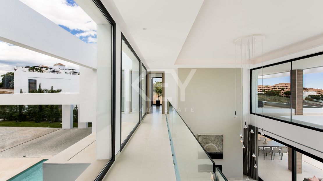 La Alquería 16 - villa de lujo moderna con impresionantes vistas al golf y al mar en La Alquería, Benahavís