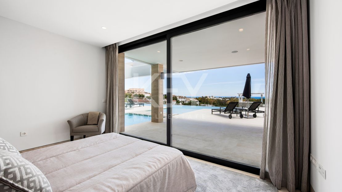 La Alquería 16 - villa de lujo moderna con impresionantes vistas al golf y al mar en La Alquería, Benahavís