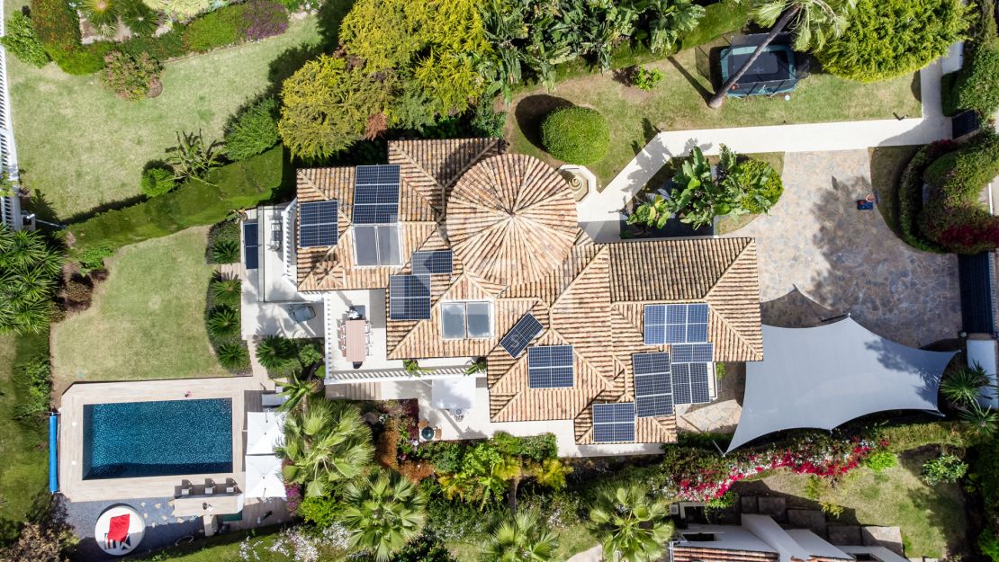 Villa Arcadia: a perfect sea views holiday villa in Costa del Sol