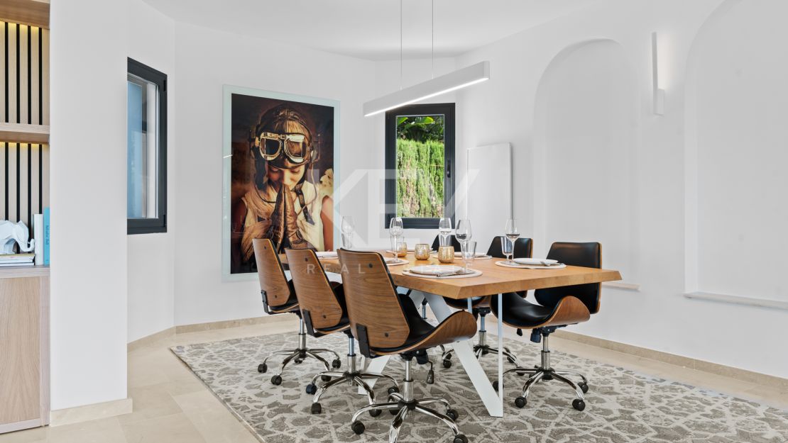 Villa Arcadia: a perfect sea views holiday villa in Costa del Sol