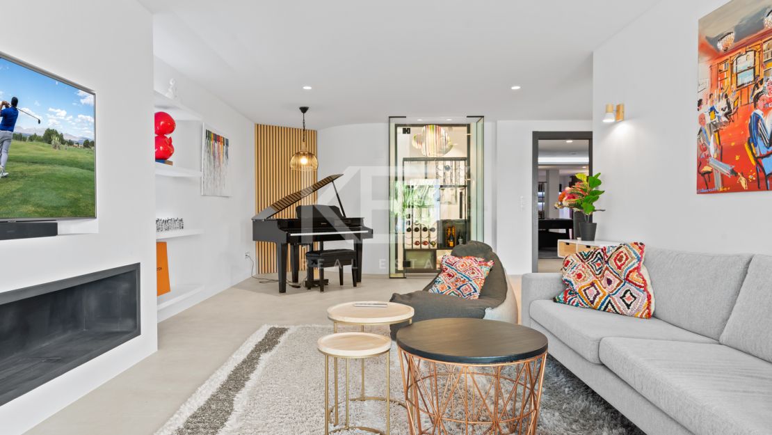 Villa Arcadia: a perfect sea views holiday villa in Costa del Sol