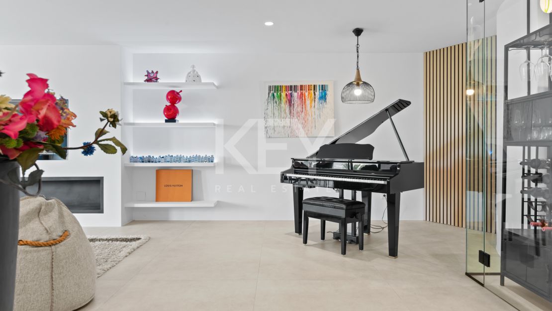 Villa Arcadia: a perfect sea views holiday villa in Costa del Sol