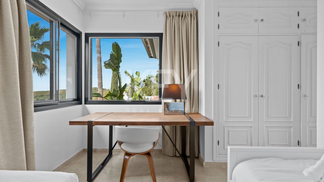 Villa Arcadia: a perfect sea views holiday villa in Costa del Sol