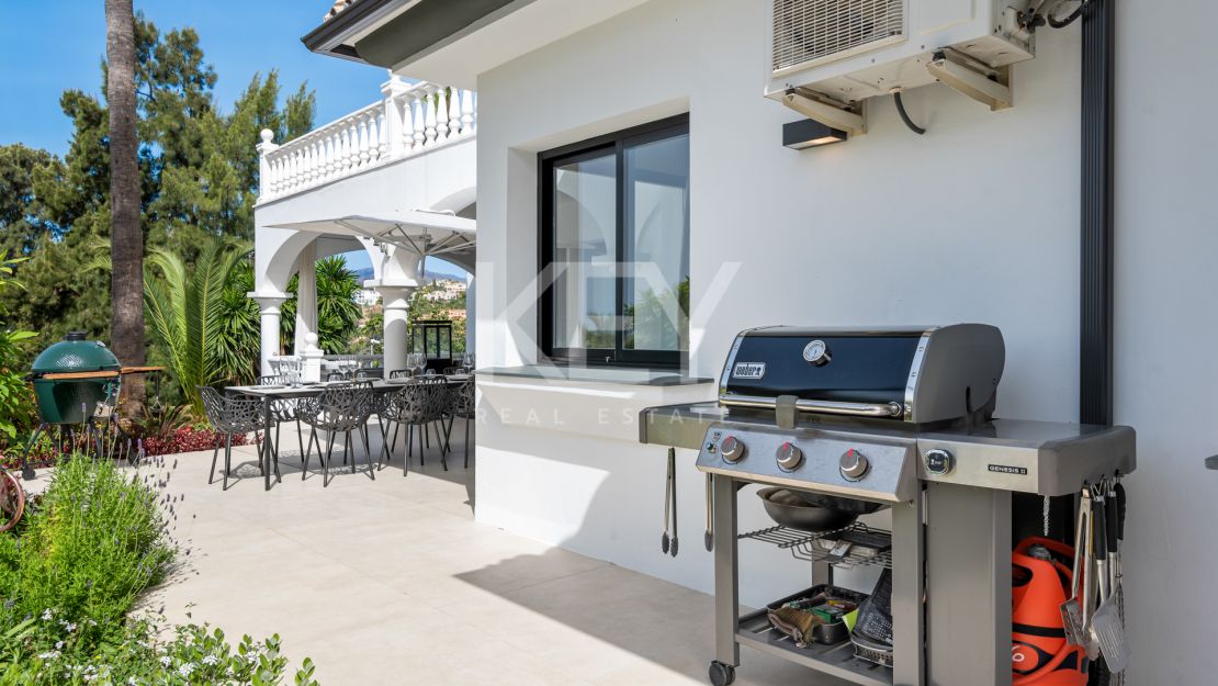 Villa Arcadia: a perfect sea views holiday villa in Costa del Sol