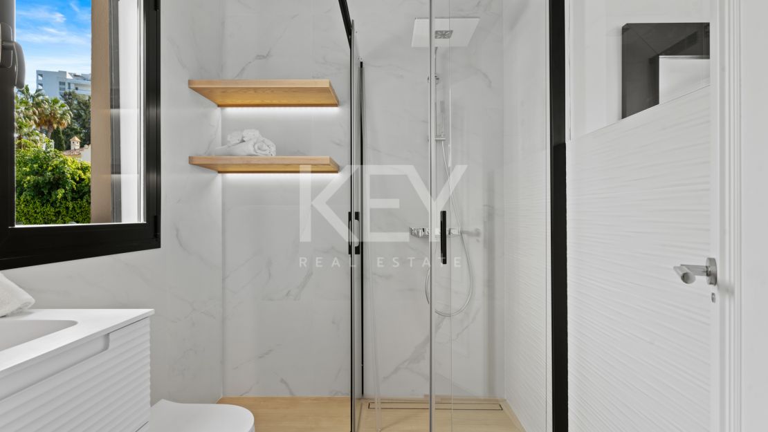 Villa Arcadia: a perfect sea views holiday villa in Costa del Sol