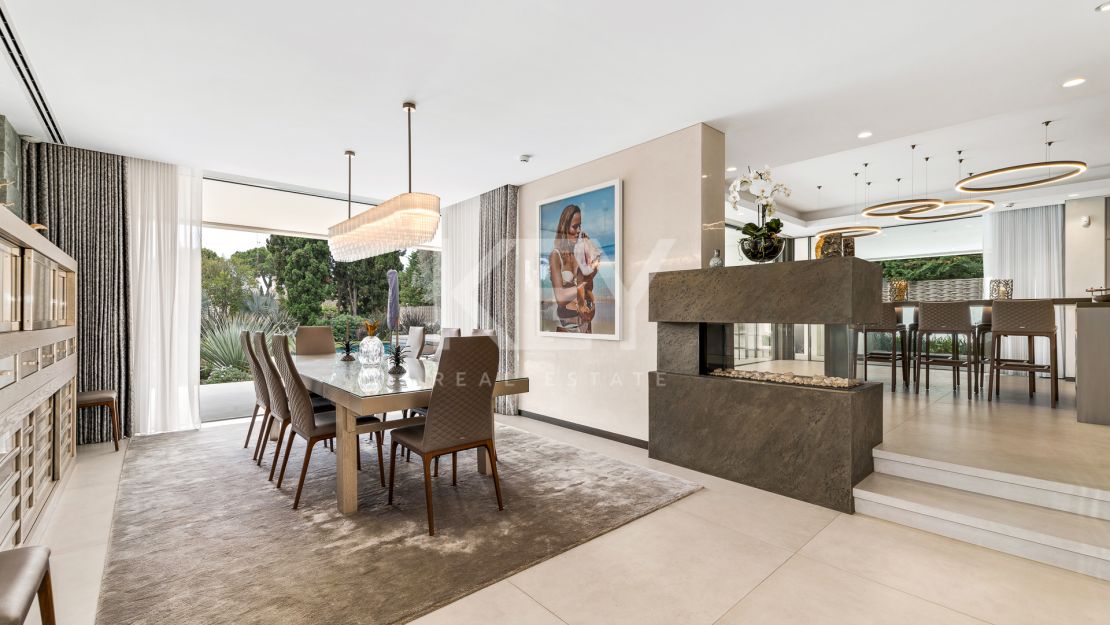 VILLA AMELIE: Luxurious beachside villa in Golden Mile, Marbella