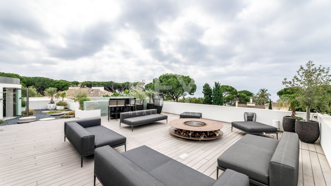 VILLA AMELIE: Luxurious beachside villa in Golden Mile, Marbella