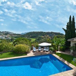 Los Almendros: en los pliegues de la Serranía de Ronda