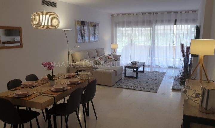 Appartement rez de chaussée en location à La Cartuja del Golf, Estepona