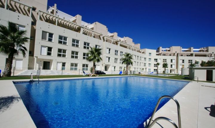 Luxury ground floor apartment in La Corniche