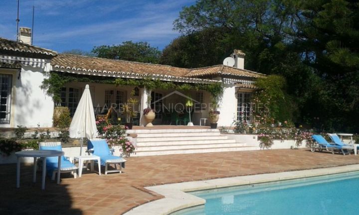 Luxury 6 bedroom Finca style property with panoramic views in Cancelada, Estepona