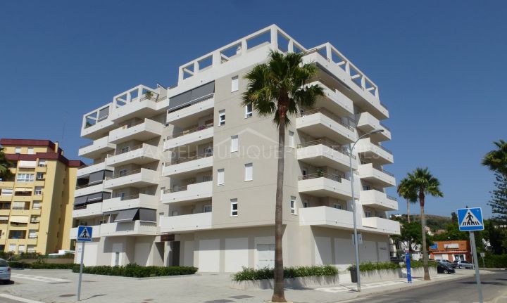 Un precioso apartamento con 3 dormitorios en Albatross en La Campana, Nueva Andalucia