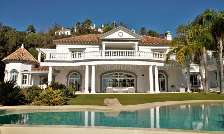 Villa de lujo de 7 dormitorios con vistas panorámicas en La Zagaleta, Benahavis