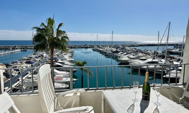 Panoramic sea views from this frontline penthouse in Puerto Banus Marina