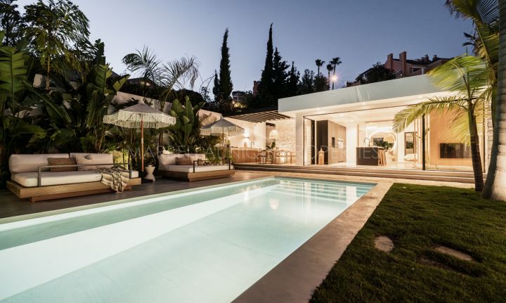 Fabulous 4 bedroom villa in Nueva Andalucia