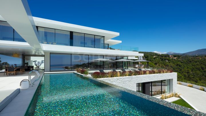 New luxury villa for sale in El Madronal, Marbella West