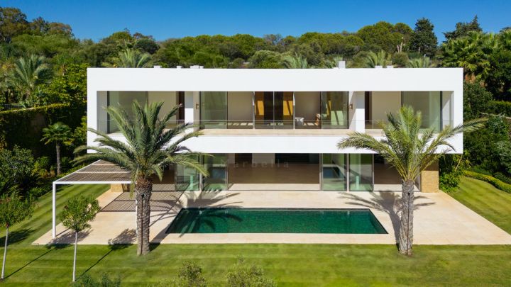 Luxury villa with stunning sea views for sale in Finca Cortesin, Marbella West